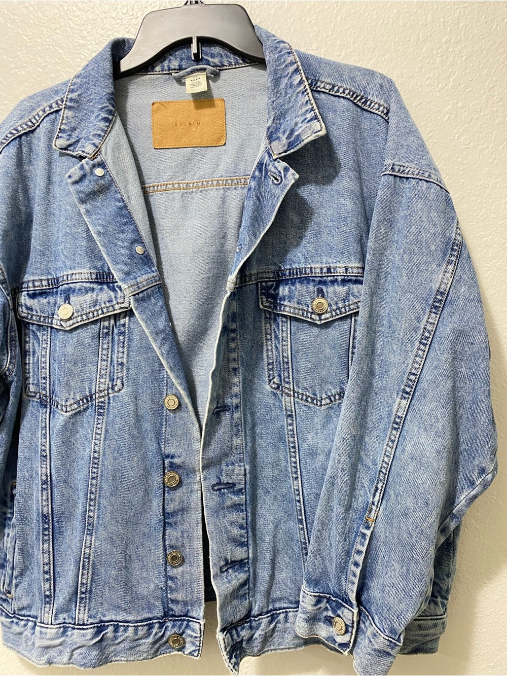 H&M Light Blue Denim Jean Jacket - Picture 2 of 4